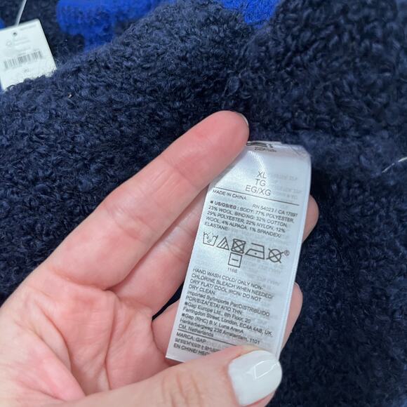 NEW Gap Navy Blue Boucle Sweater Size XL - Picture 3 of 7